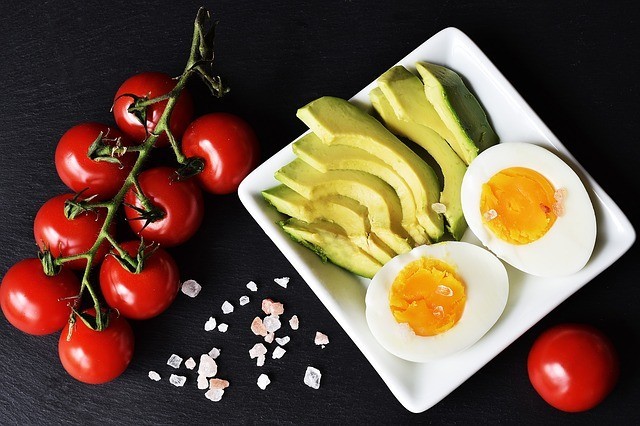 The Difference Between Low Carb and Keto Diet